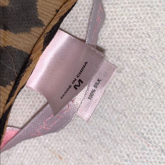 Victoria’s Secret 100% Silk Babydoll Slip Cami - Picture 5 of 6